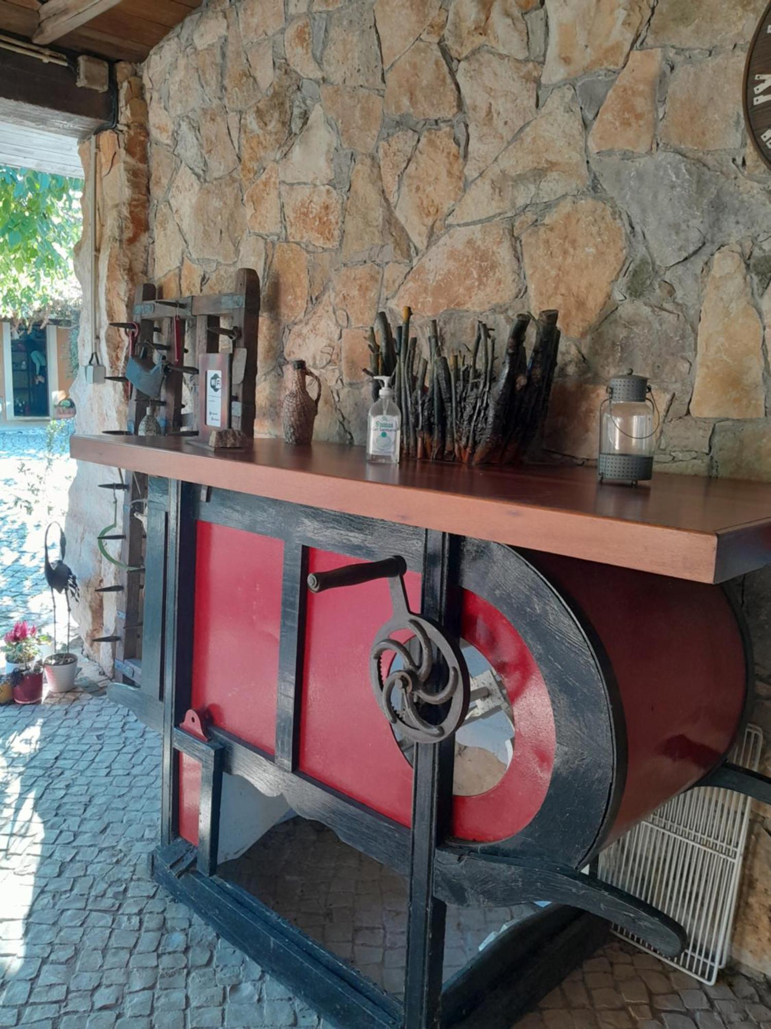 Refugio Das Artes Guesthouse Porto de Mós Eksteriør billede
