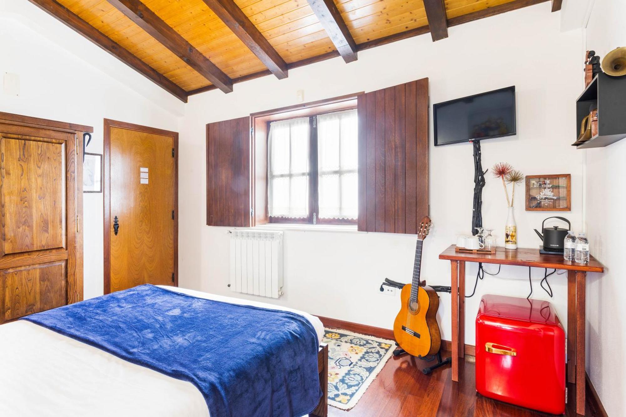 Refugio Das Artes Guesthouse Porto de Mós Eksteriør billede